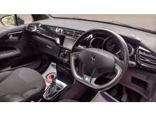DS AUTOMOBILES DS 3 BlueHDi Connected Chic 