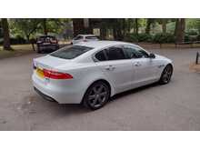 Jaguar XE d Portfolio 