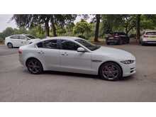 Jaguar XE d Portfolio 