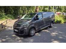 Vauxhall Vivaro Turbo D 2900 Sportive 