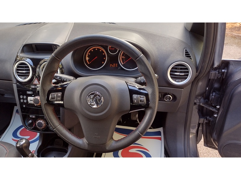 Vauxhall Corsa SXi - U6283