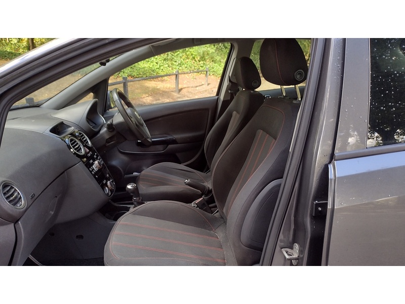 Vauxhall Corsa SXi - U6283
