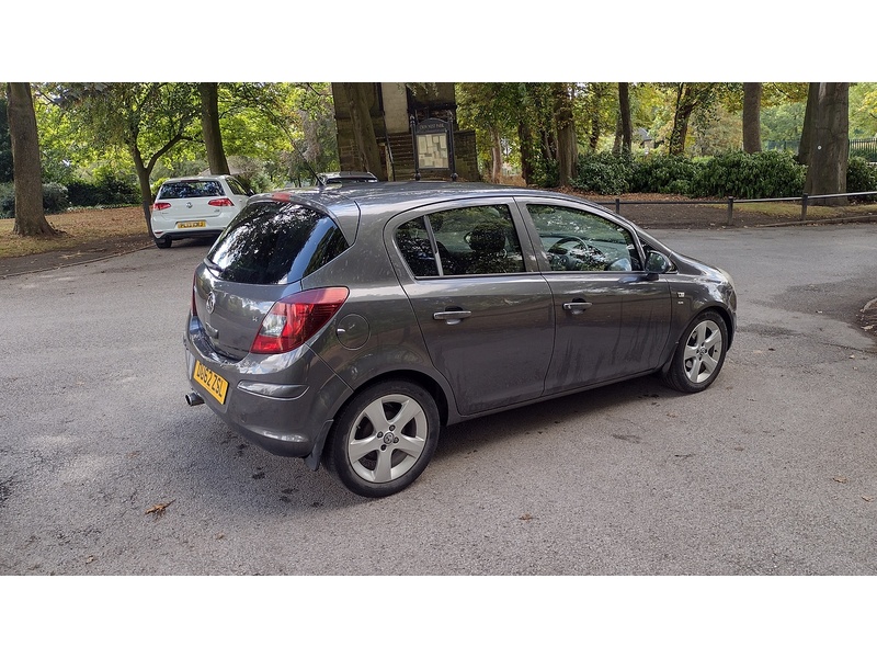 Vauxhall Corsa SXi - U6283