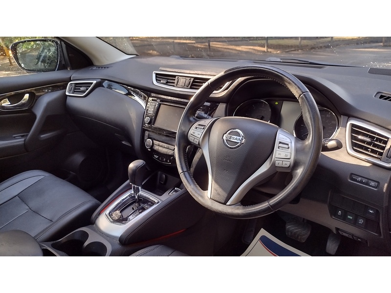 Nissan Qashqai dCi Tekna - U6286