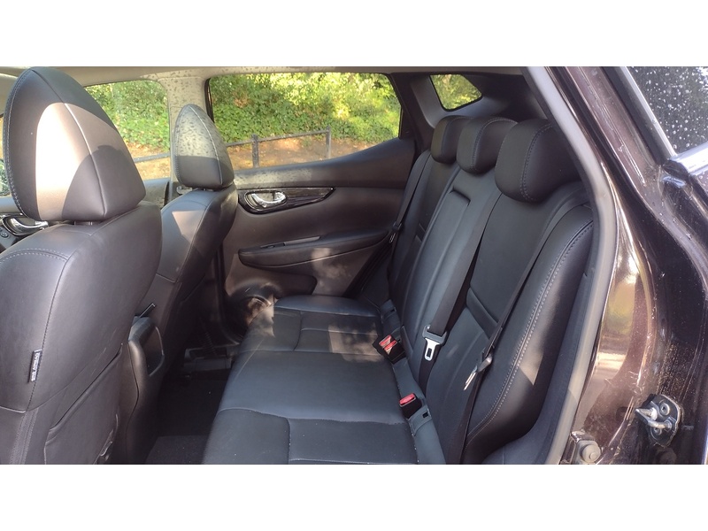 Nissan Qashqai dCi Tekna - U6286
