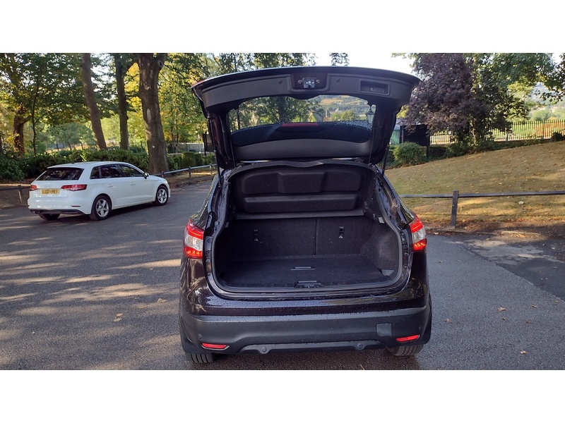 Nissan Qashqai dCi Tekna - U6286