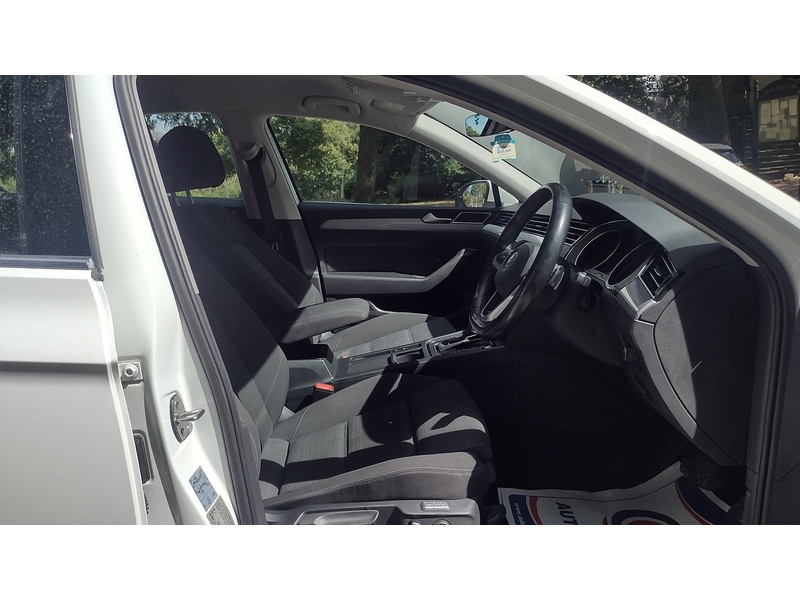 Volkswagen Passat TDI EVO SE - U6289