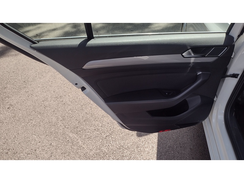 Volkswagen Passat TDI EVO SE - U6289