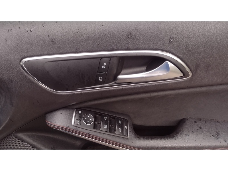 Mercedes-Benz A Class A200d AMG Line - U6360