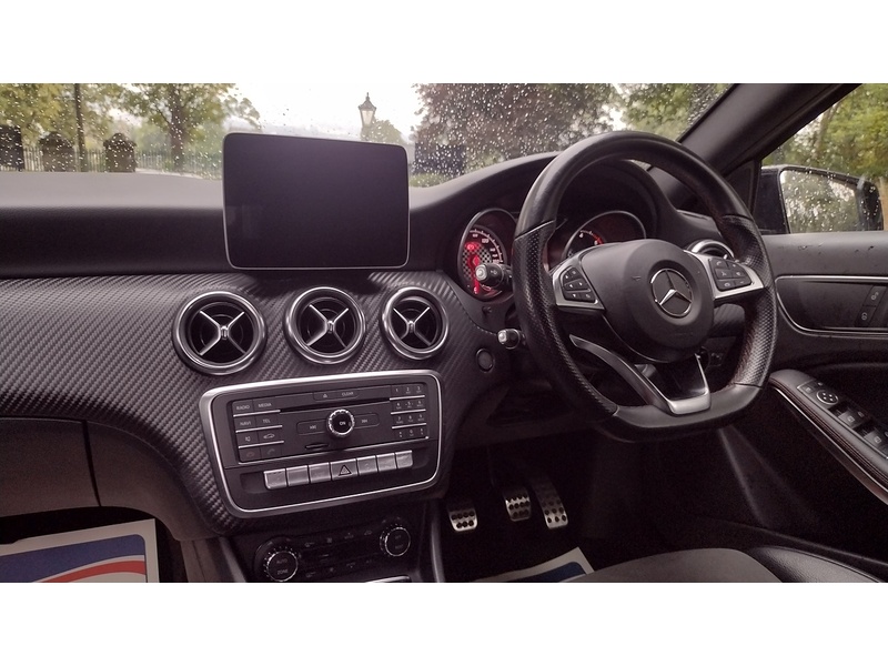 Mercedes-Benz A Class A200d AMG Line - U6360