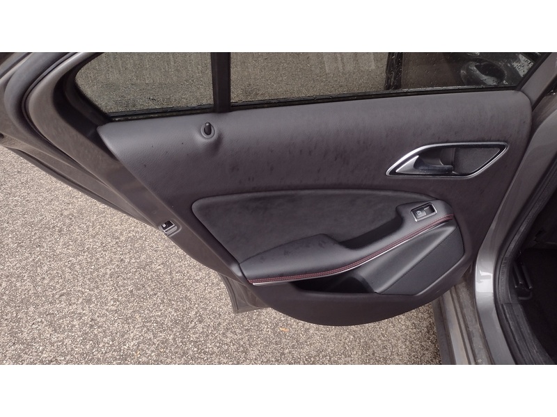 Mercedes-Benz A Class A200d AMG Line - U6360