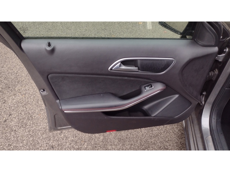 Mercedes-Benz A Class A200d AMG Line - U6360