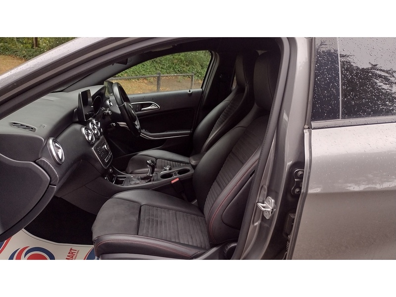 Mercedes-Benz A Class A200d AMG Line - U6360