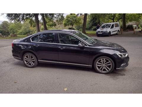 Volkswagen Passat 2.0 TiVCT ST-Line Edition Saloon 4dr Petrol Hybrid CVT Euro 6 (s/s) (187 ps)