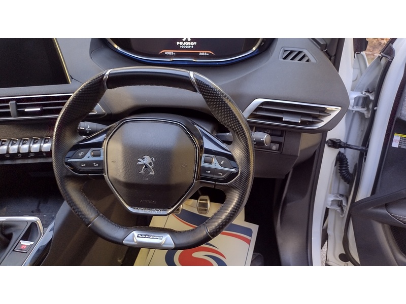 Peugeot 3008 PureTech GT Line - U6370