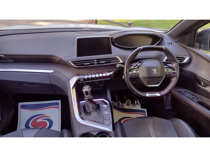 Peugeot 3008 PureTech GT Line - U6370
