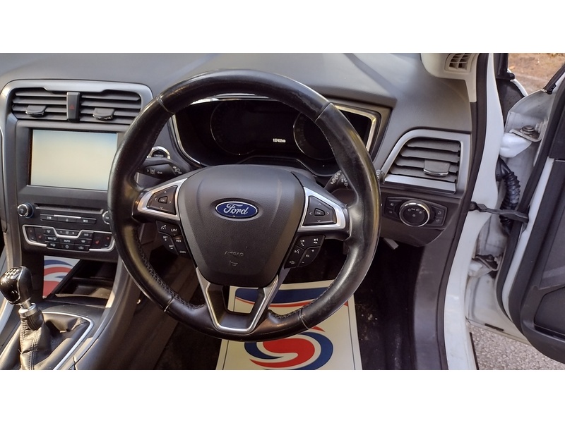 Ford Mondeo TDCi Titanium - U6383