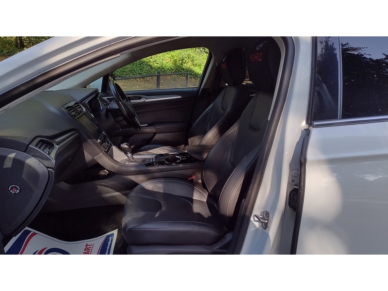 Ford Mondeo TDCi Titanium - U6383