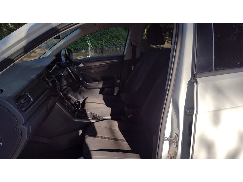 Volkswagen T-Roc TDI SE - U6385