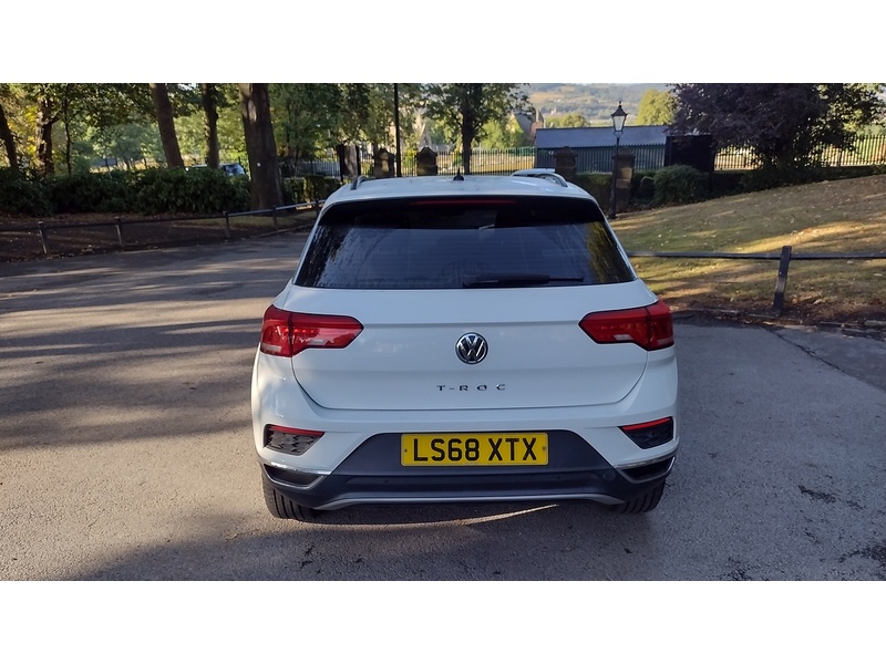 Volkswagen T-Roc TDI SE - U6385