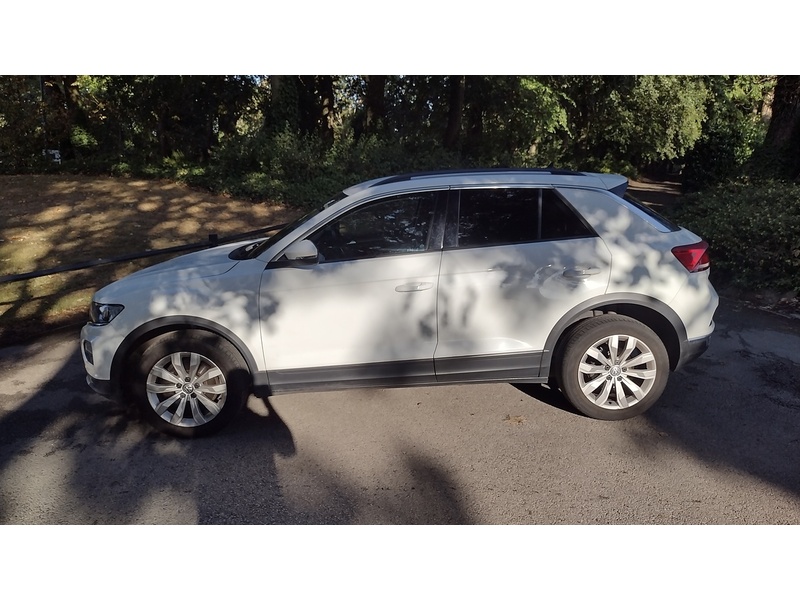 Volkswagen T-Roc TDI SE - U6385