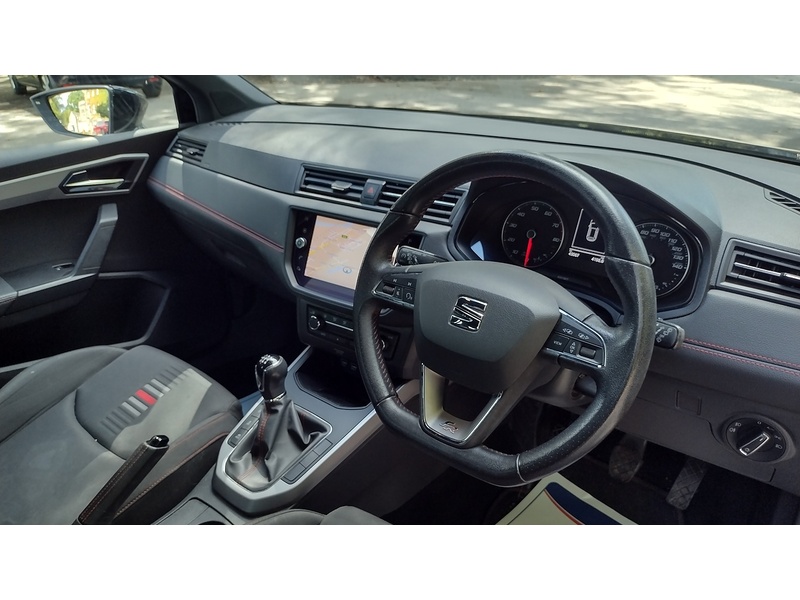 SEAT Arona TSI FR - U6397