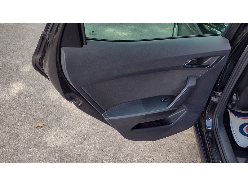 SEAT Arona TSI FR - U6397