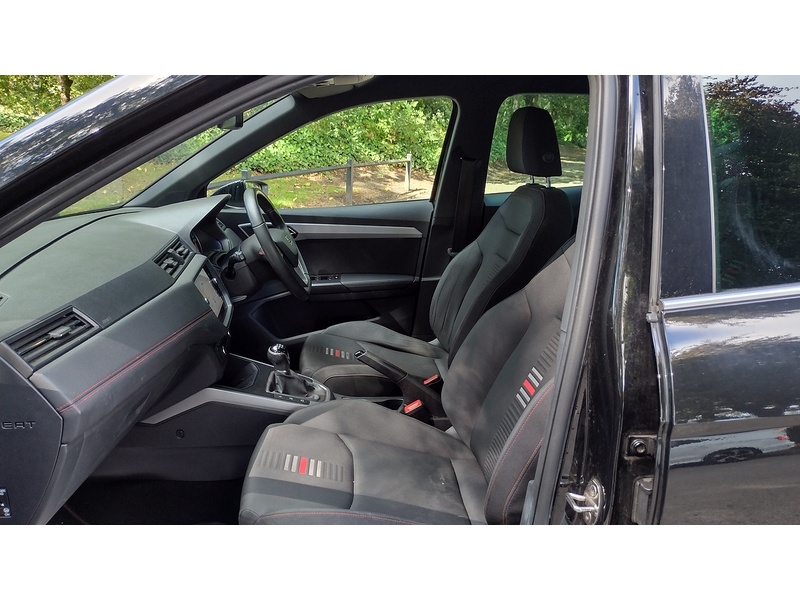 SEAT Arona TSI FR - U6397