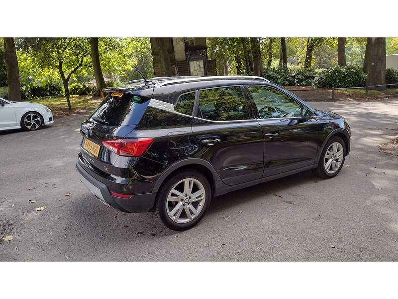 SEAT Arona TSI FR - U6397