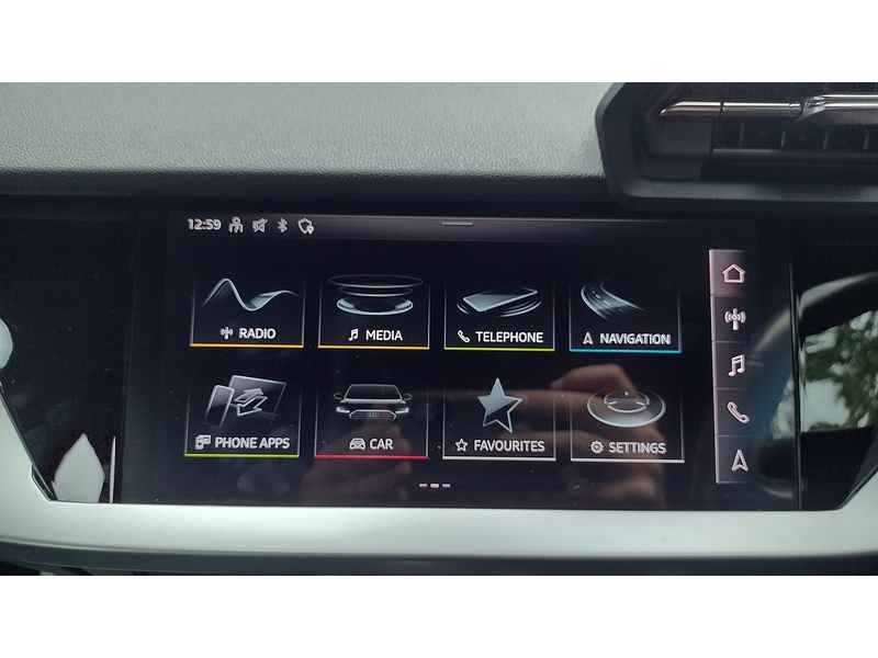 Audi A3 TFSIe Sport - U6408