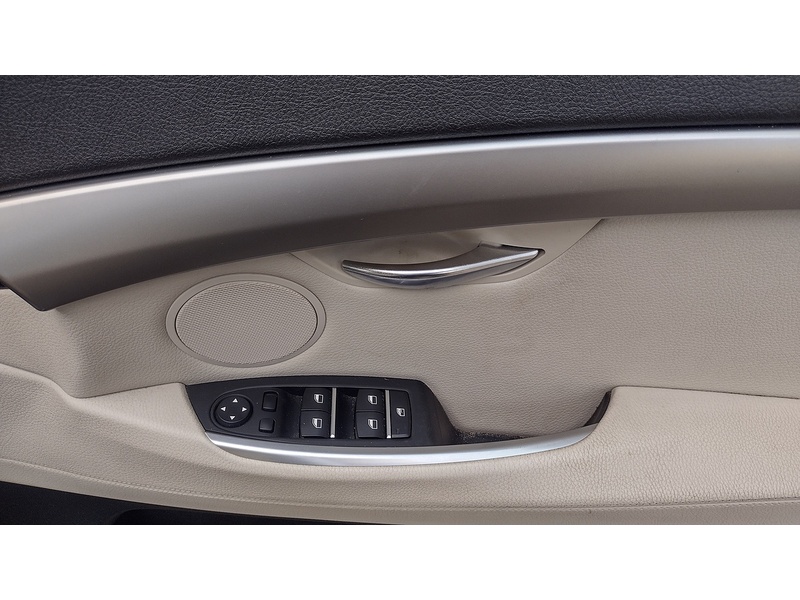 BMW 5 Series Gran Turismo 520d M Sport - U6414