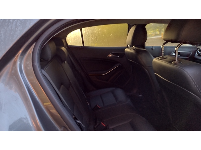 Mercedes-Benz GLA GLA200 SE - U6424