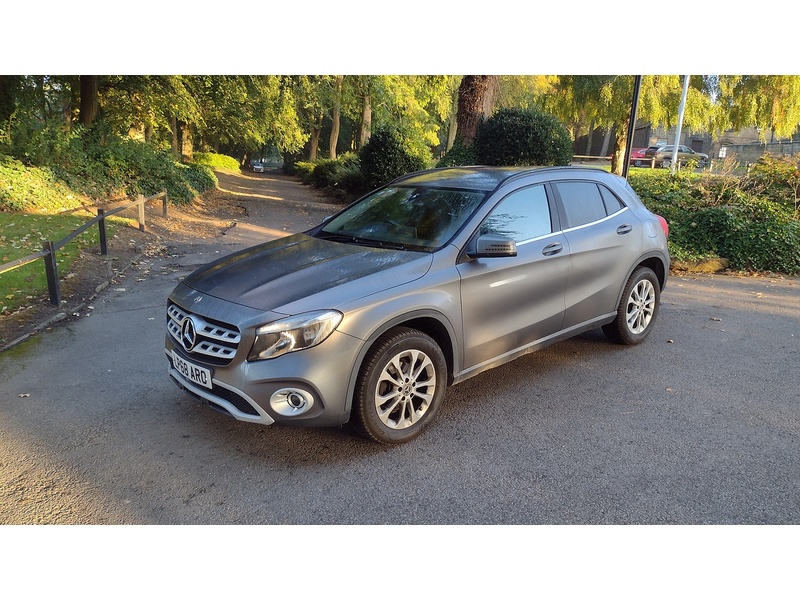 Mercedes-Benz GLA GLA200 SE - U6424