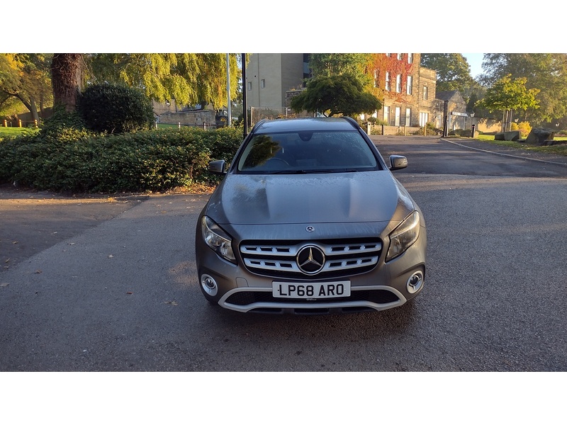 Mercedes-Benz GLA GLA200 SE - U6424