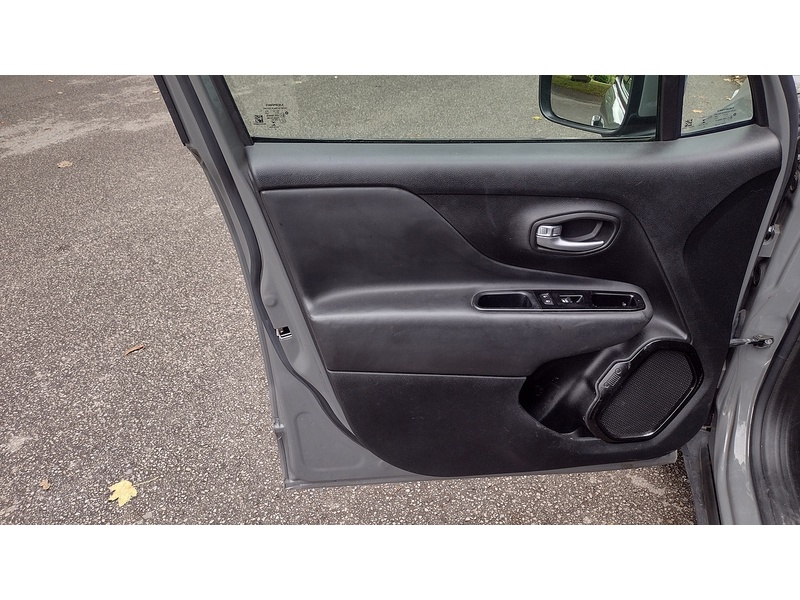 Jeep Renegade GSE T3 Night Eagle - U6427