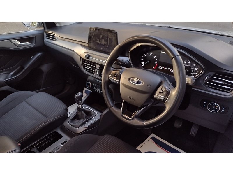 Ford Focus EcoBlue Titanium Style - U6444