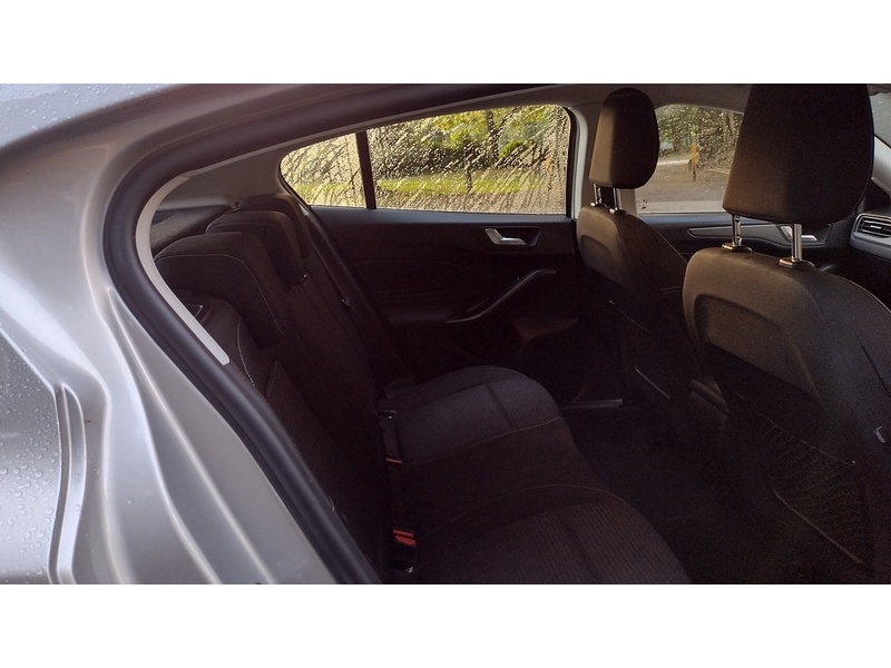 Ford Focus EcoBlue Titanium Style - U6444