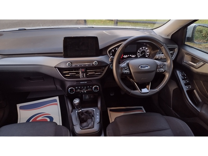 Ford Focus EcoBlue Titanium Style - U6444