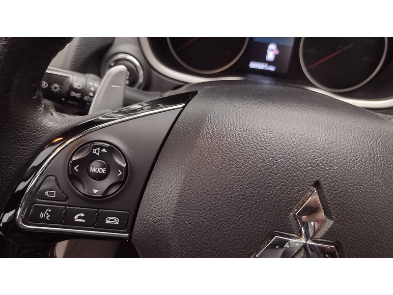 Mitsubishi Eclipse Cross T Exceed - U6451