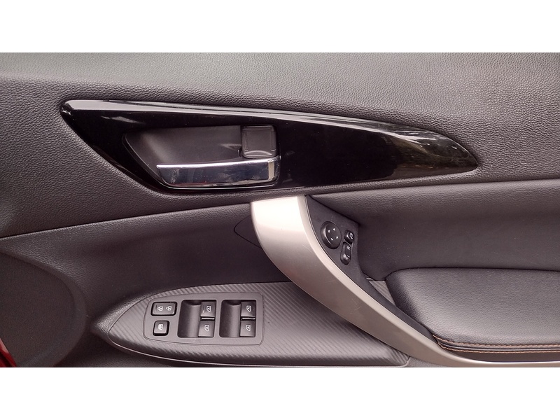Mitsubishi Eclipse Cross T Exceed - U6451
