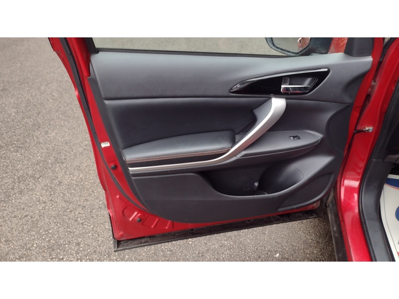 Mitsubishi Eclipse Cross T Exceed - U6451