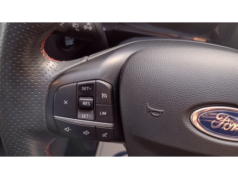 Ford Kuga EcoBlue ST-Line X Edition - U6453