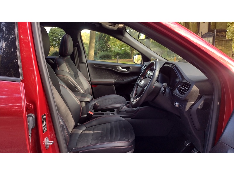 Ford Kuga EcoBlue ST-Line X Edition - U6453