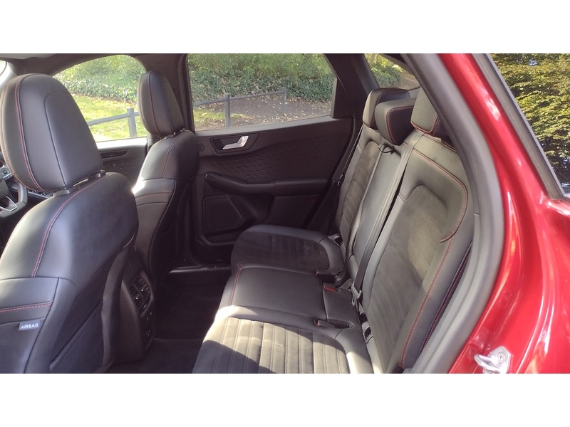 Ford Kuga EcoBlue ST-Line X Edition - U6453