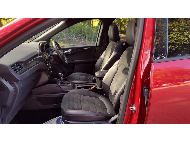 Ford Kuga EcoBlue ST-Line X Edition - U6453