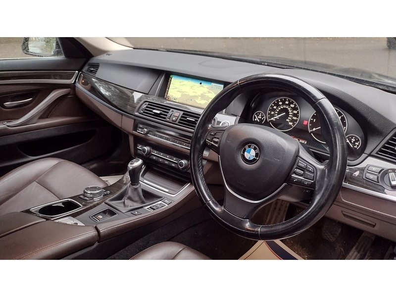 BMW 5 Series 520d Luxury - U6459