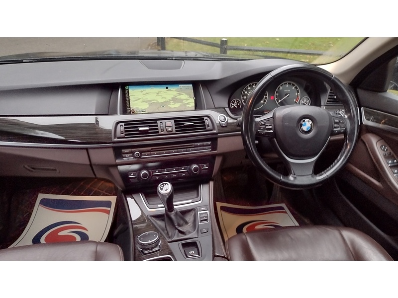 BMW 5 Series 520d Luxury - U6459