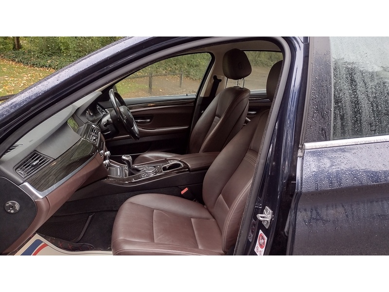BMW 5 Series 520d Luxury - U6459
