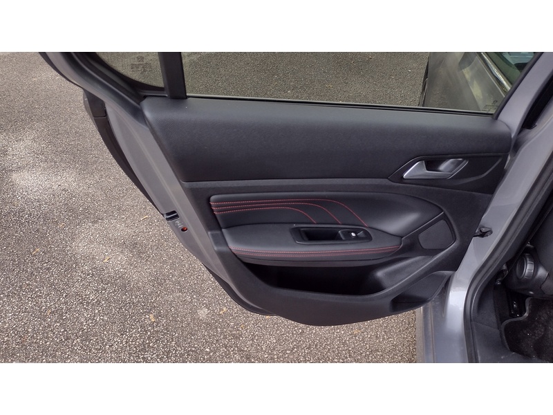 Peugeot 308 BlueHDi GT Line - U6460