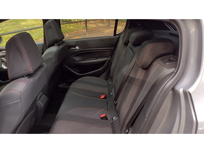 Peugeot 308 BlueHDi GT Line - U6460